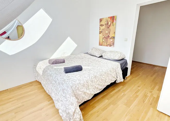 בית אירוח Charming At Maerzstrasse Close To Attractions Mz49 *