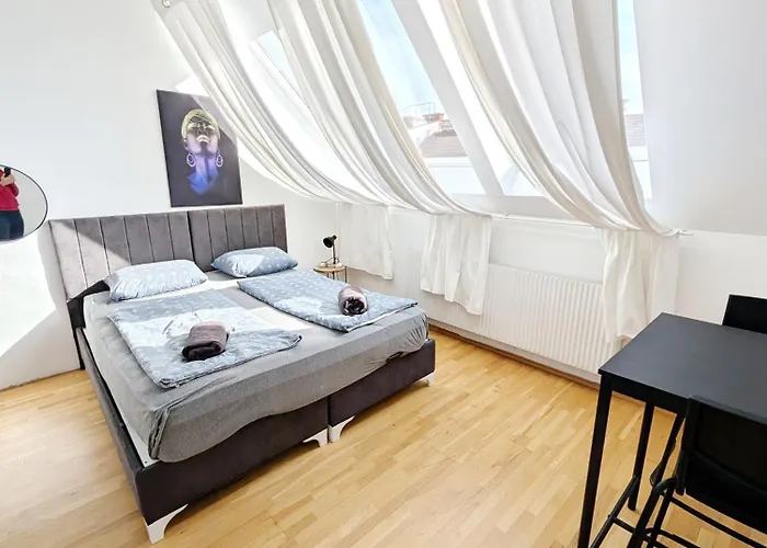 בית אירוח Charming At Maerzstrasse Close To Attractions Mz49